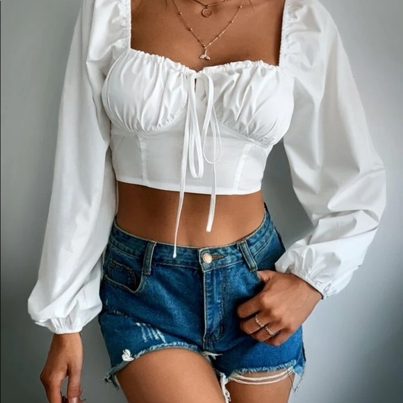 COPY - White crop top - Picture 2 of 6